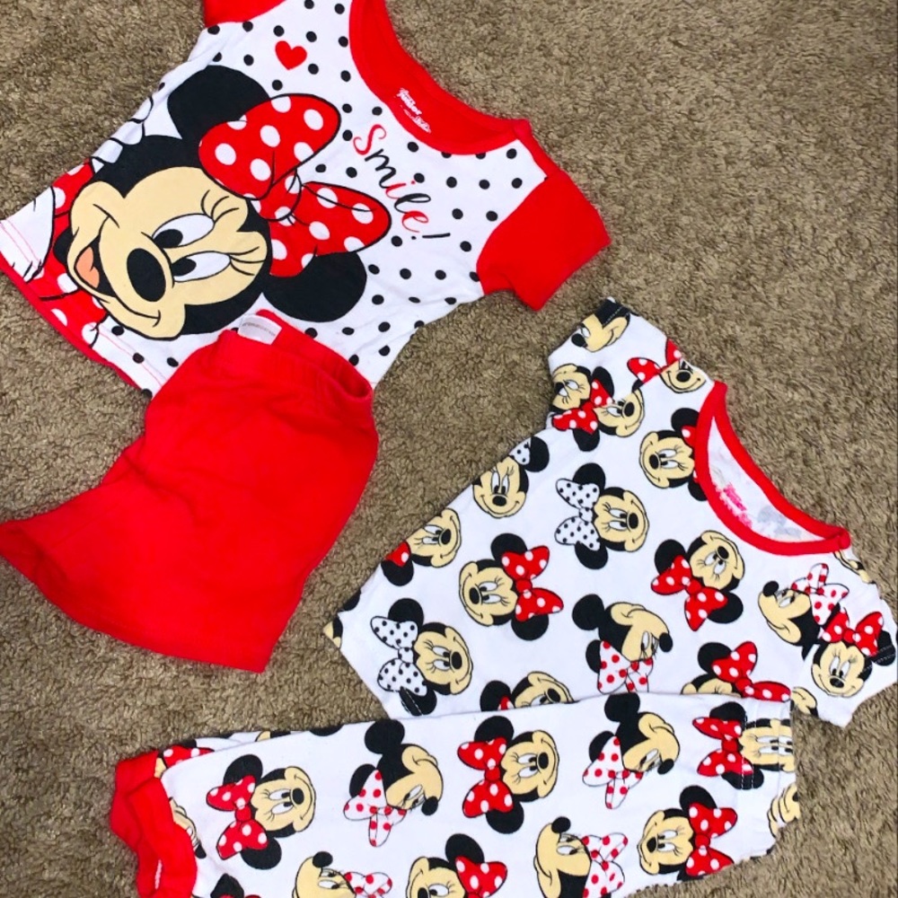 Minnie Mouse pjs